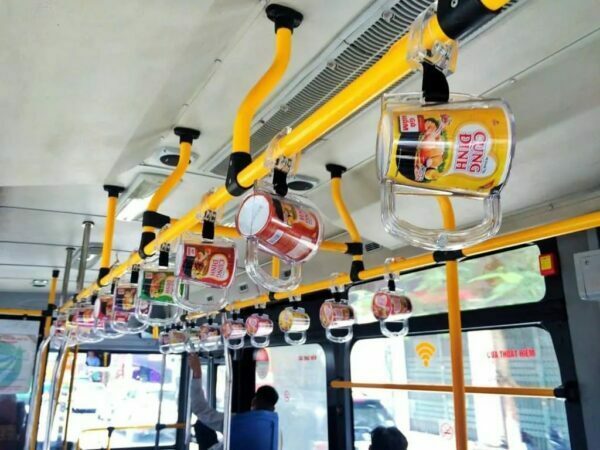 Nội dung marketing của mì tôm Cung Đình trên xe bus tại Hà Nội