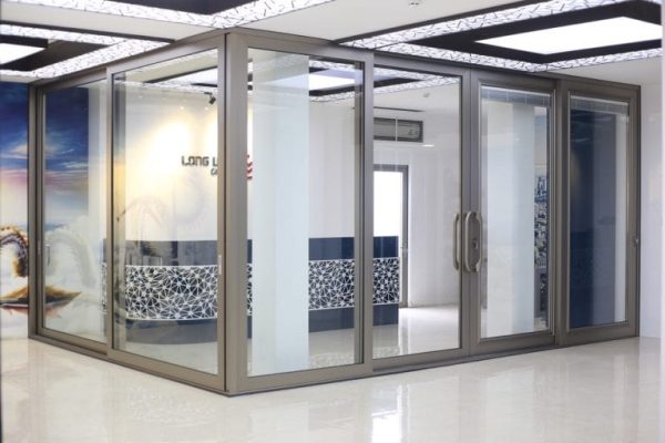 Cửa nhôm Long Vân cao cấp